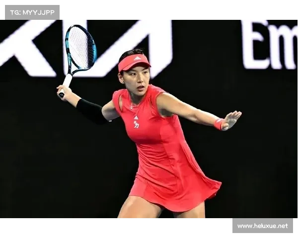 王欣瑜送蛋横扫 TOP16 晋级 16 强,领先郑钦文一步 王欣瑜送蛋横扫 TOP16 晋级 16 强,领先郑钦文一步